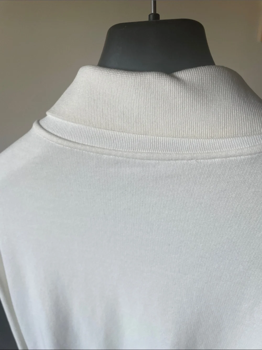 Gucci White Zip-Up Sweater Jacket with Signature Stripe Trim